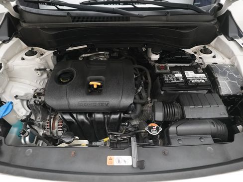 Used 2021 Kia Seltos LX AWD/4WD image 3