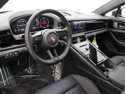 New 2026 Porsche Panamera RWD image 4