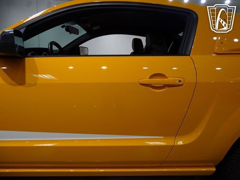 Used 2007 Ford Mustang GT image 31