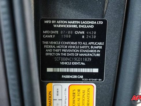 Used 2009 Aston Martin V8 Vantage Roadster RWD image 78