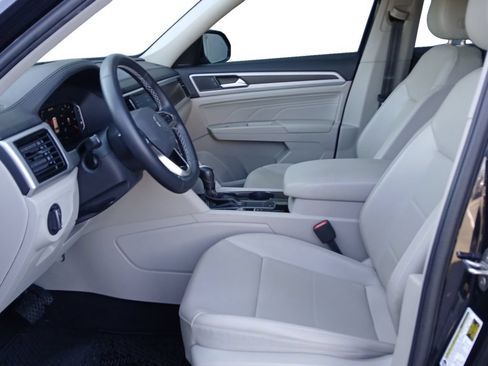 Used 2022 Volkswagen Atlas SE FWD image 19