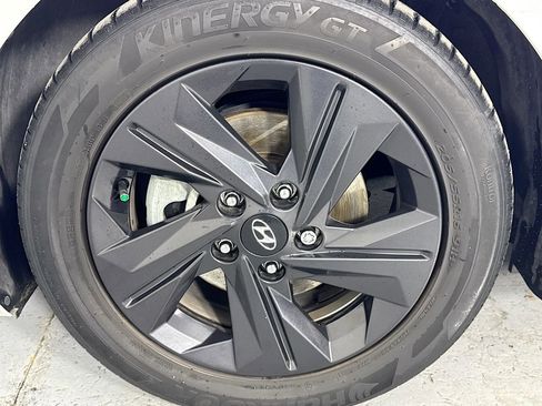 Used 2021 Hyundai Elantra SEL w/ Convenience Package image 37