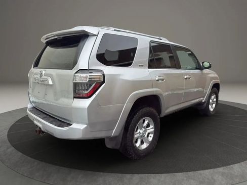 Used 2018 Toyota 4Runner SR5 Premium image 5