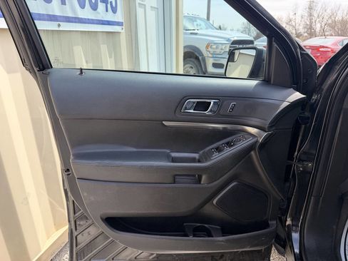 Used 2017 Ford Explorer 4WD Police Interceptor image 9