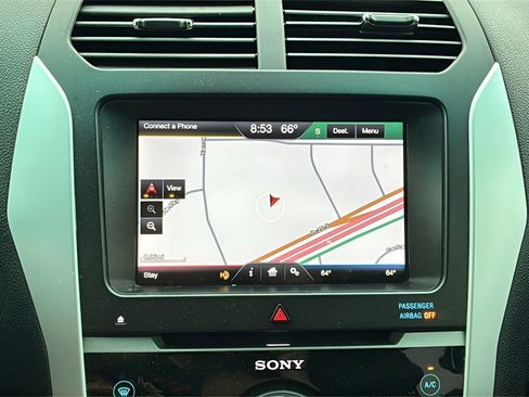 Used 2015 Ford Explorer Sport w/ Equipment Group 401A image 11