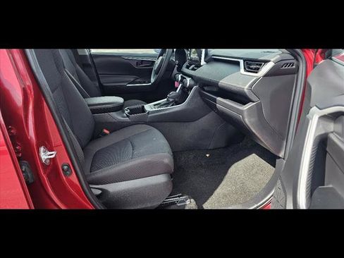 Used 2024 Toyota RAV4 LE image 10