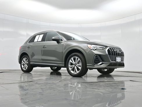 Used 2025 Audi Q3 2.0T Premium AWD/4WD image 43