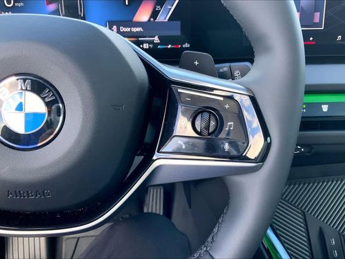 Used 2026 BMW X3 xDrive30 w/ Premium Package image 36