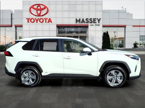 New 2025 Toyota RAV4 XLE image 2