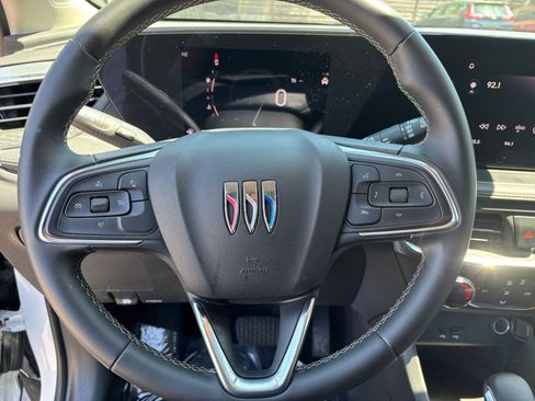 Used 2025 Buick Encore GX Preferred FWD image 28