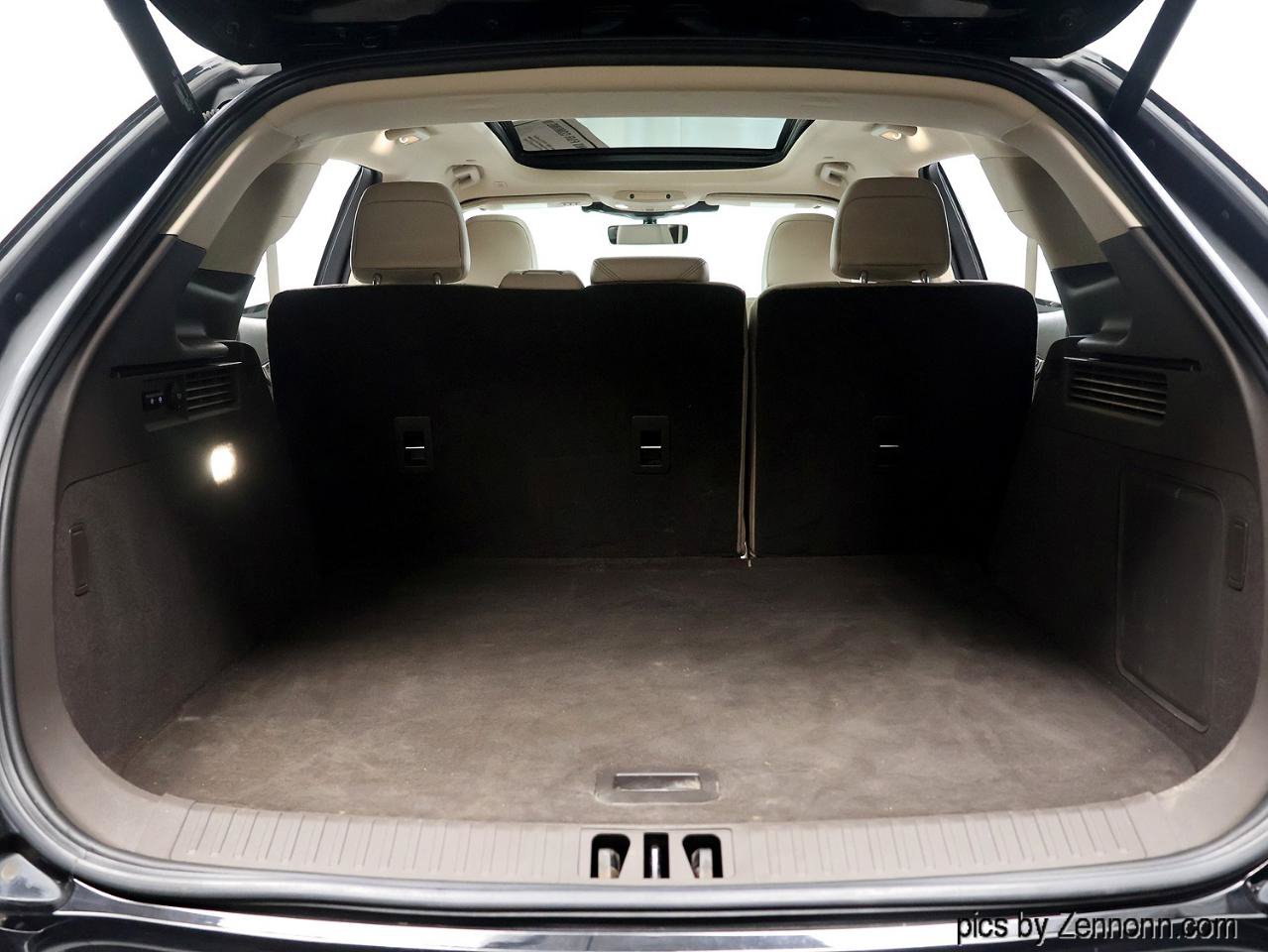 Used 2021 Lincoln Nautilus Reserve AWD/4WD image 33