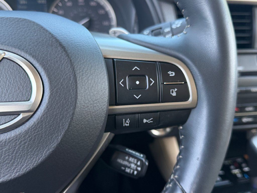 Used 2022 Lexus RX 350 AWD w/ Premium Package image 17