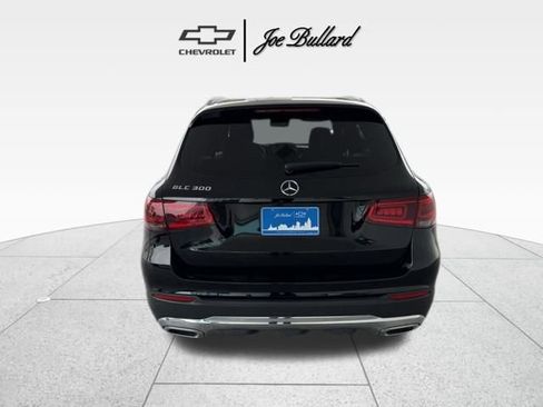 Used 2022 Mercedes-Benz GLC 300 image 7