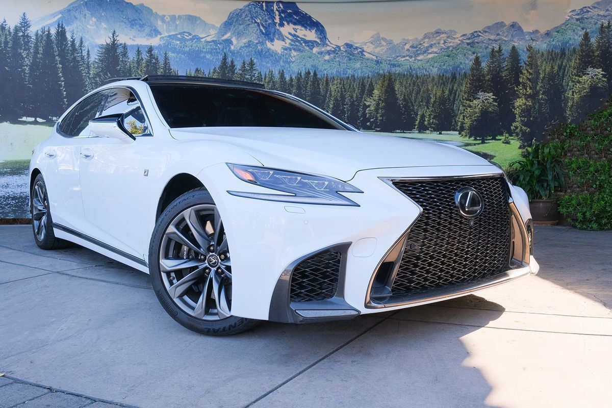 Used 2018 Lexus LS 500 F Sport w/ Performance Package RWD image 3