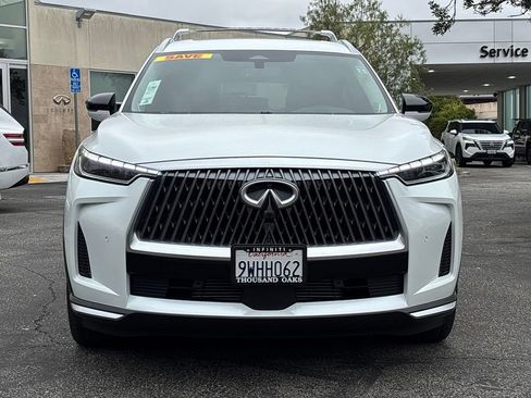Certified 2026 INFINITI QX60 Luxe w/ Cargo Package FWD image 10