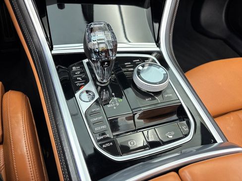 Used 2023 BMW 840i xDrive Convertible w/ Comfort Seating Package image 17