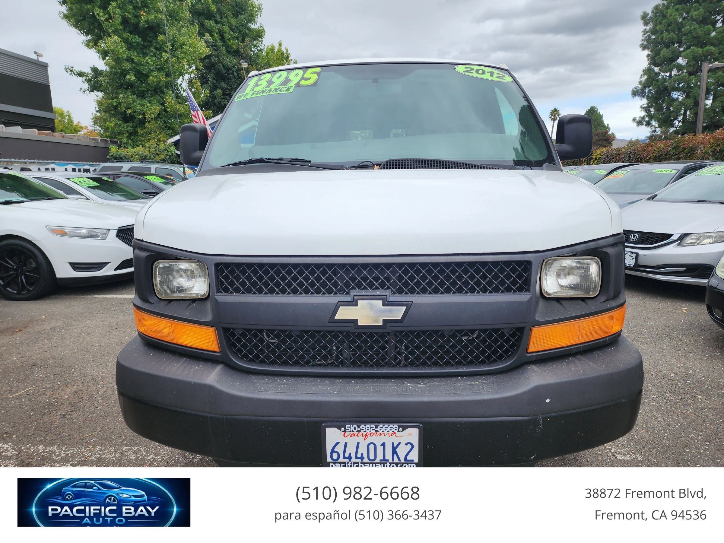 Used 2012 Chevrolet Express 2500 RWD image 2