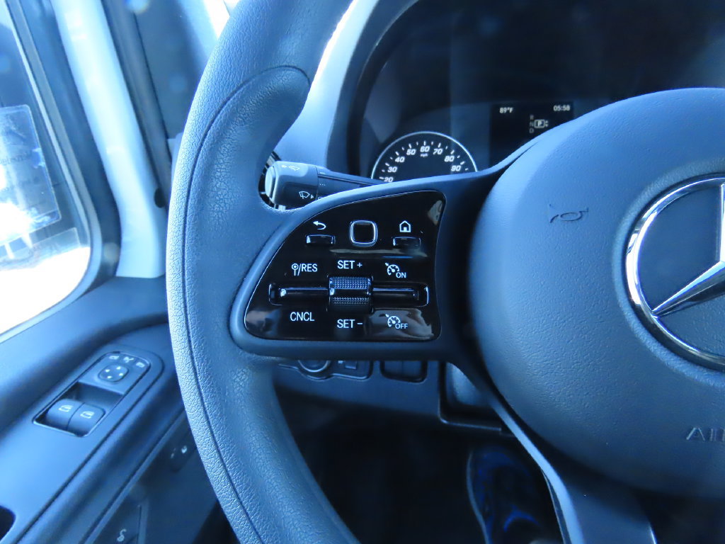 Used 2024 Mercedes-Benz Sprinter 2500 image 12