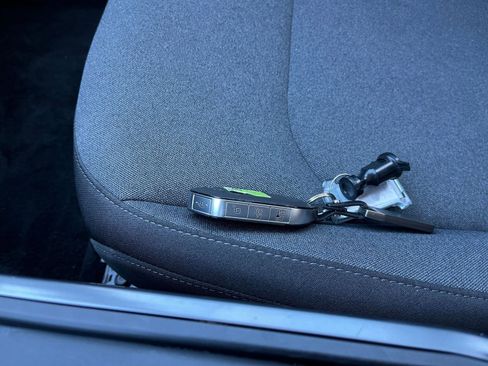 Used 2025 Kia K4 LXS image 21