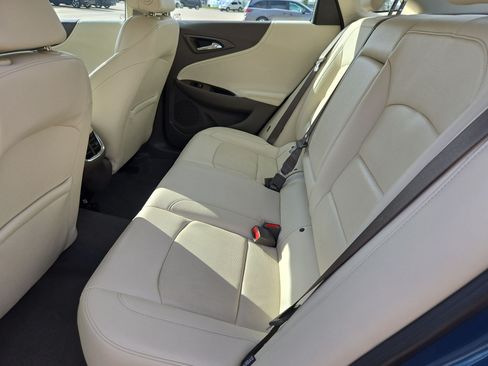 Used 2024 Chevrolet Malibu LT FWD image 28