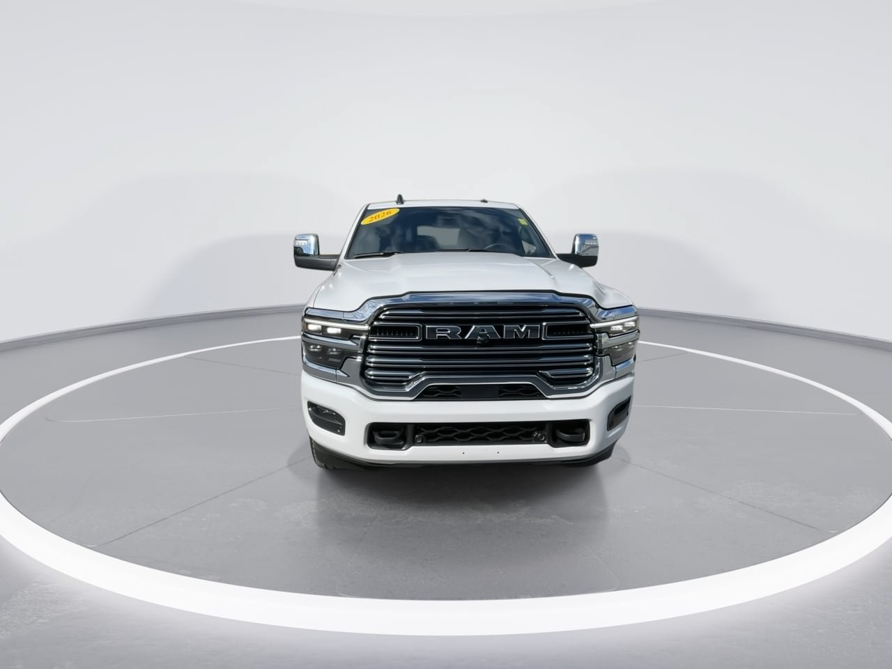 Used 2026 RAM 2500 Laramie AWD/4WD image 4