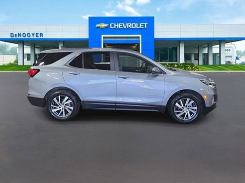 Used 2024 Chevrolet Equinox LT w/ LPO, Floor Liner Package AWD/4WD image 7