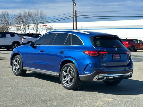 Used 2023 Mercedes-Benz GLC 300 image 3