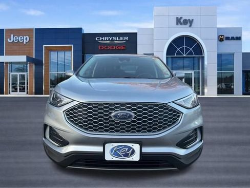 Used 2023 Ford Edge SEL image 7