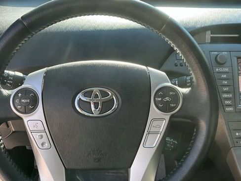 Used 2013 Toyota Prius Prime Advanced FWD image 7