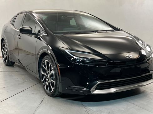 Used 2026 Toyota Prius Plug-In Hybrid w/ Limited Premium Package FWD image 8
