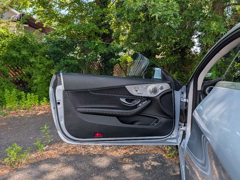 Used 2017 Mercedes-Benz C 300 4MATIC Coupe image 10