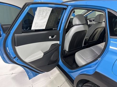 Used 2023 Hyundai Kona SEL w/ Convenience Package image 25