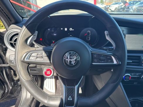 Used 2024 Alfa Romeo Giulia Quadrifoglio w/ Active Assist Plus Package image 33