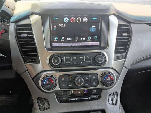 Used 2016 Chevrolet Suburban LT RWD image 14