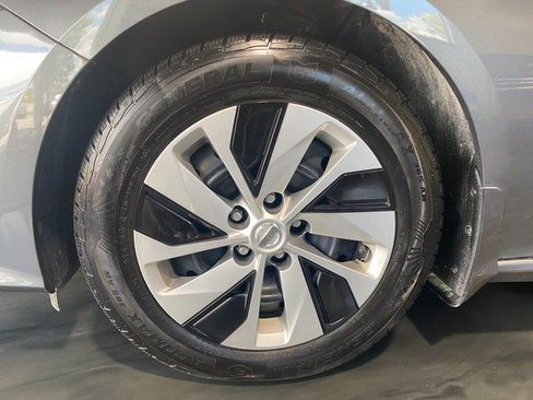Used 2020 Nissan Altima 2.5 S FWD image 10