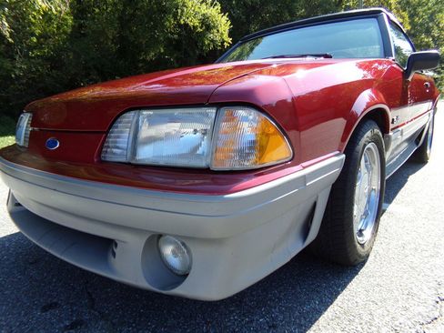 Used 1991 Ford Mustang GT image 6