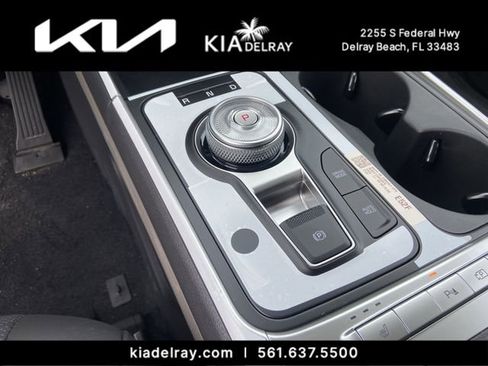 New 2026 Kia Carnival LXS FWD image 26