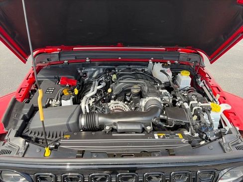 Used 2024 Jeep Gladiator Sport image 34