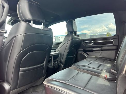 Used 2024 RAM 1500 Laramie AWD/4WD image 32