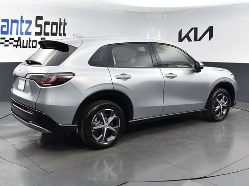 Used 2024 Honda HR-V EX-L image 5