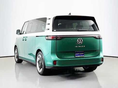 New 2025 Volkswagen ID. Buzz Pro S Plus image 5