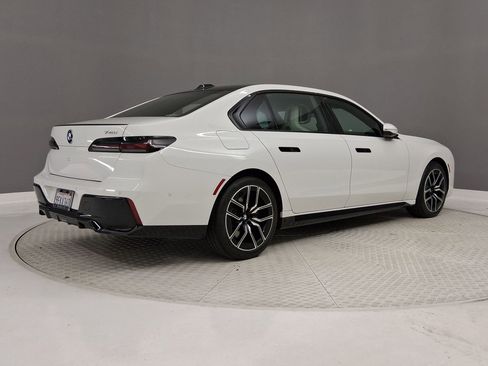 Certified 2023 BMW 740i w/ Parking Assistance Package RWD image 7