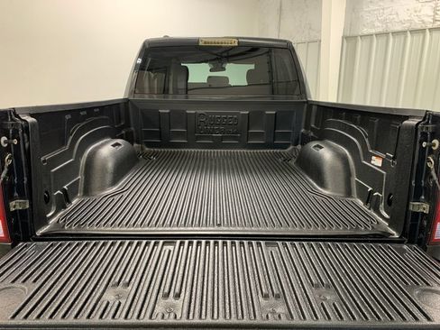 Used 2016 RAM 1500 ST w/ SXT Appearance Group AWD/4WD image 18