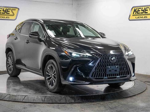 Used 2025 Lexus NX 250 FWD image 5