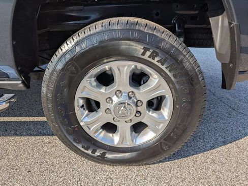 Used 2026 RAM 2500 Big Horn AWD/4WD image 10