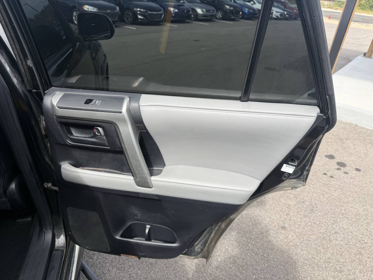 Used 2011 Toyota 4Runner SR5 w/ Premium Pkg w/Leather AWD/4WD image 15