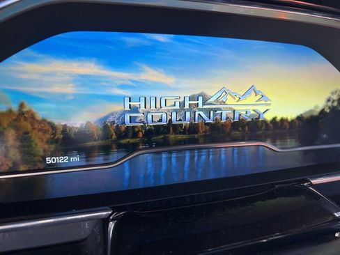 Used 2023 Chevrolet Silverado 1500 High Country w/ Technology Package image 13