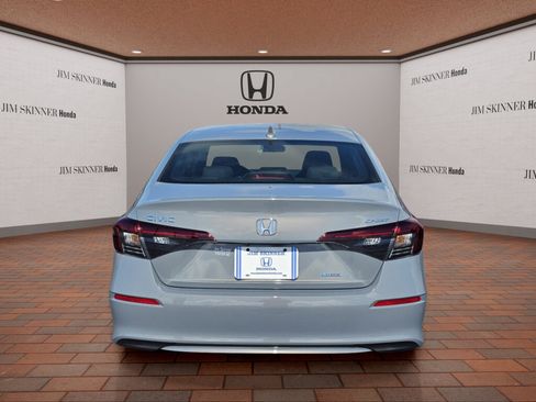 Used 2025 Honda Civic Sport image 12