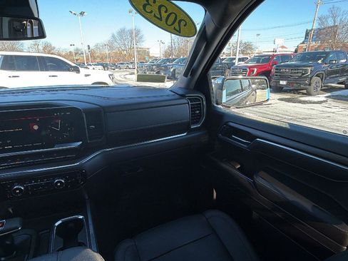 Used 2023 GMC Sierra 1500 SLT w/ SLT Premium Package image 28