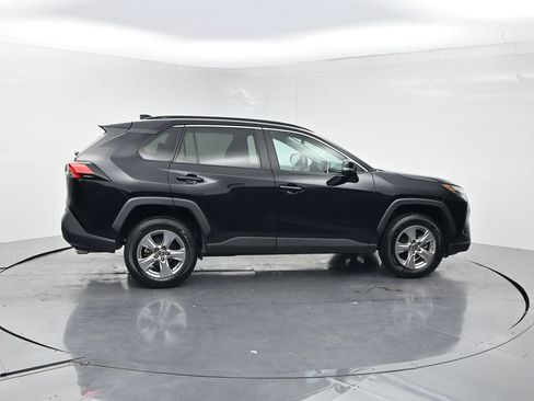 Used 2024 Toyota RAV4 XLE AWD/4WD image 4